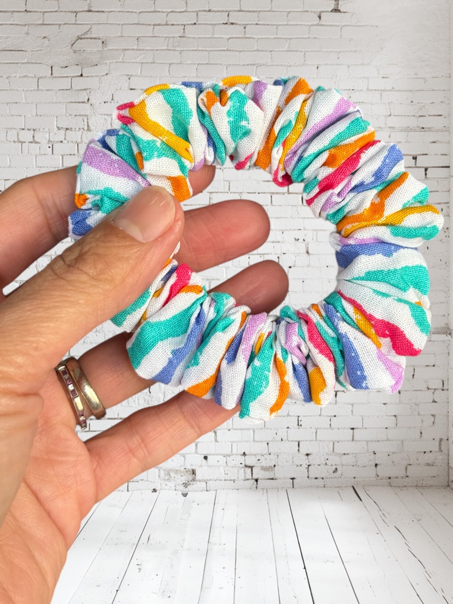 Tricolor Stripes Scrunchies